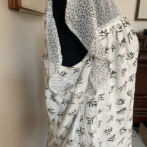 Lucky Brand Floral Print V-Neck Ruffle Sleeve Lightweight Blouse Women’s Large